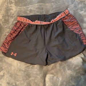 Women’s Under Armour Grey Shorts Medium